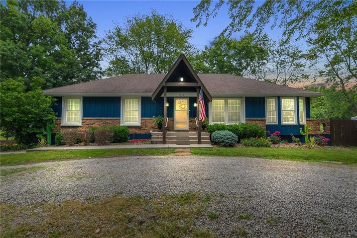 Image for 20021 S Bridle Lane - Peculiar, MO