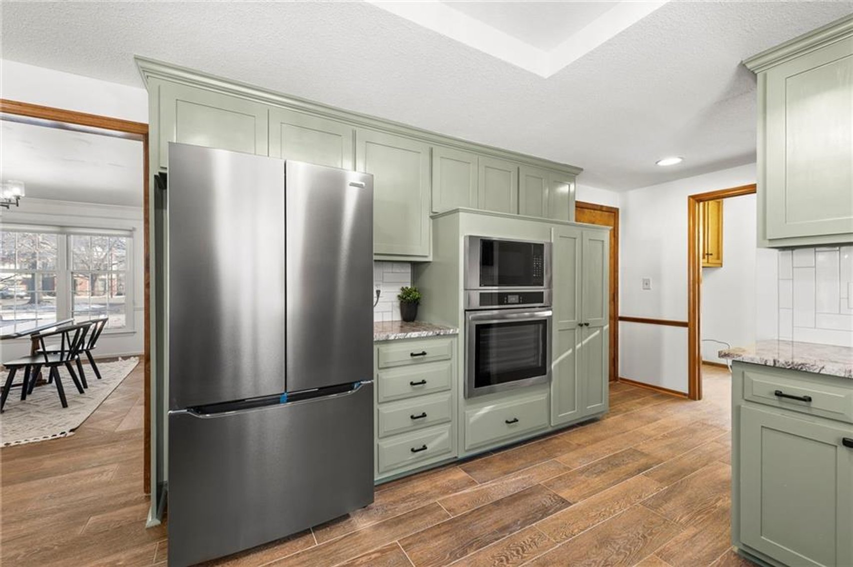 Image for 205 NE Shoreview Dr. - Lee's Summit, MO