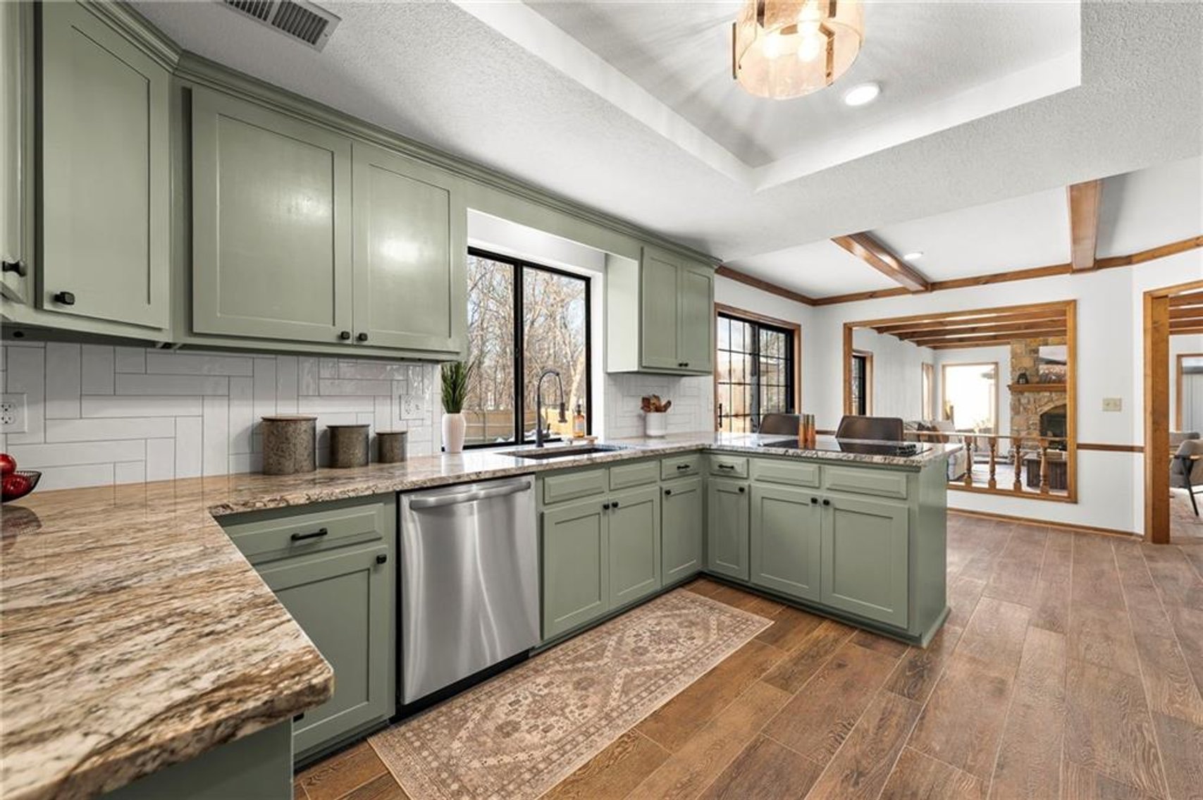 Image for 205 NE Shoreview Dr. - Lee's Summit, MO