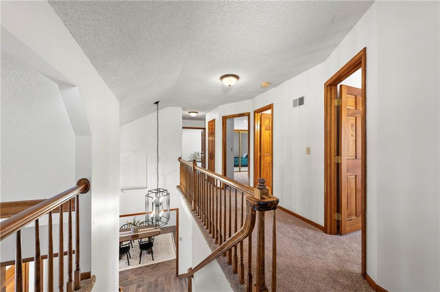 Image for 205 NE Shoreview Dr. - Lee's Summit, MO