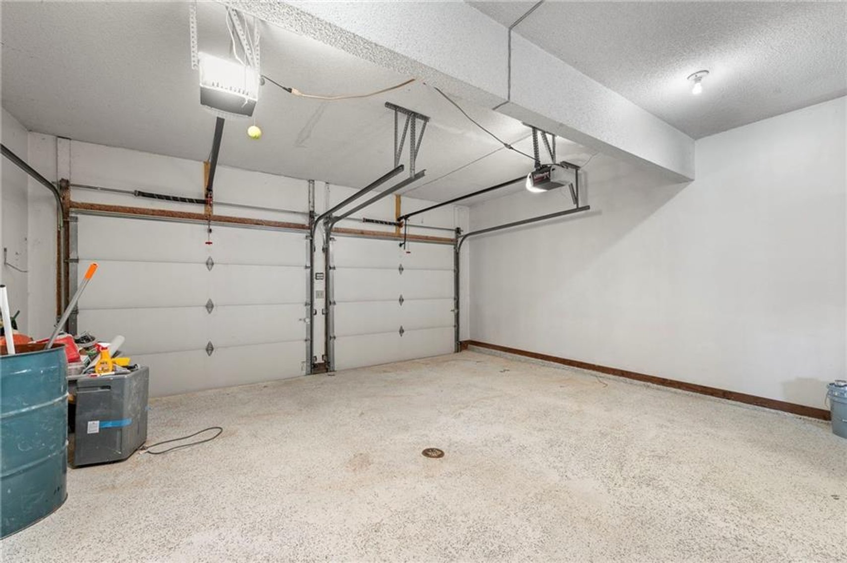 Image for 205 NE Shoreview Dr. - Lee's Summit, MO