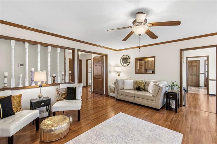 Image for 507 N. Main St. - Higginsville, MO