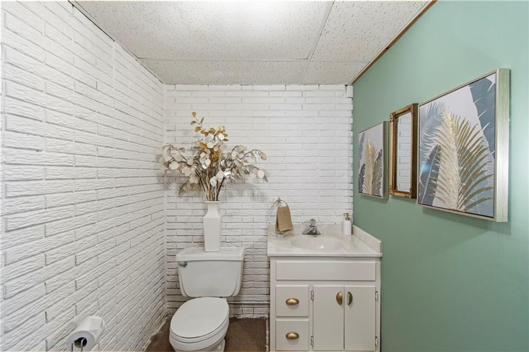 Image for 507 N. Main St. - Higginsville, MO