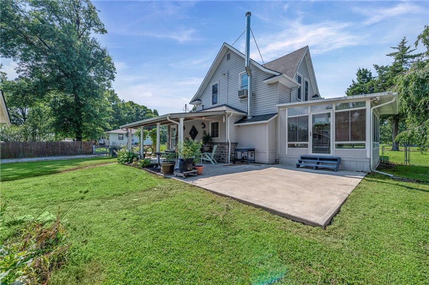 Image for 105 4th St. - Sibley, MO