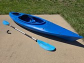 Fusion 124 Kayak w/Paddle