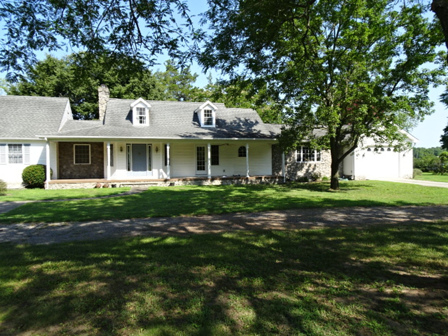 Image for Sep 14, 2024 Estate Auction -Waterfront Real Estate Public Auction