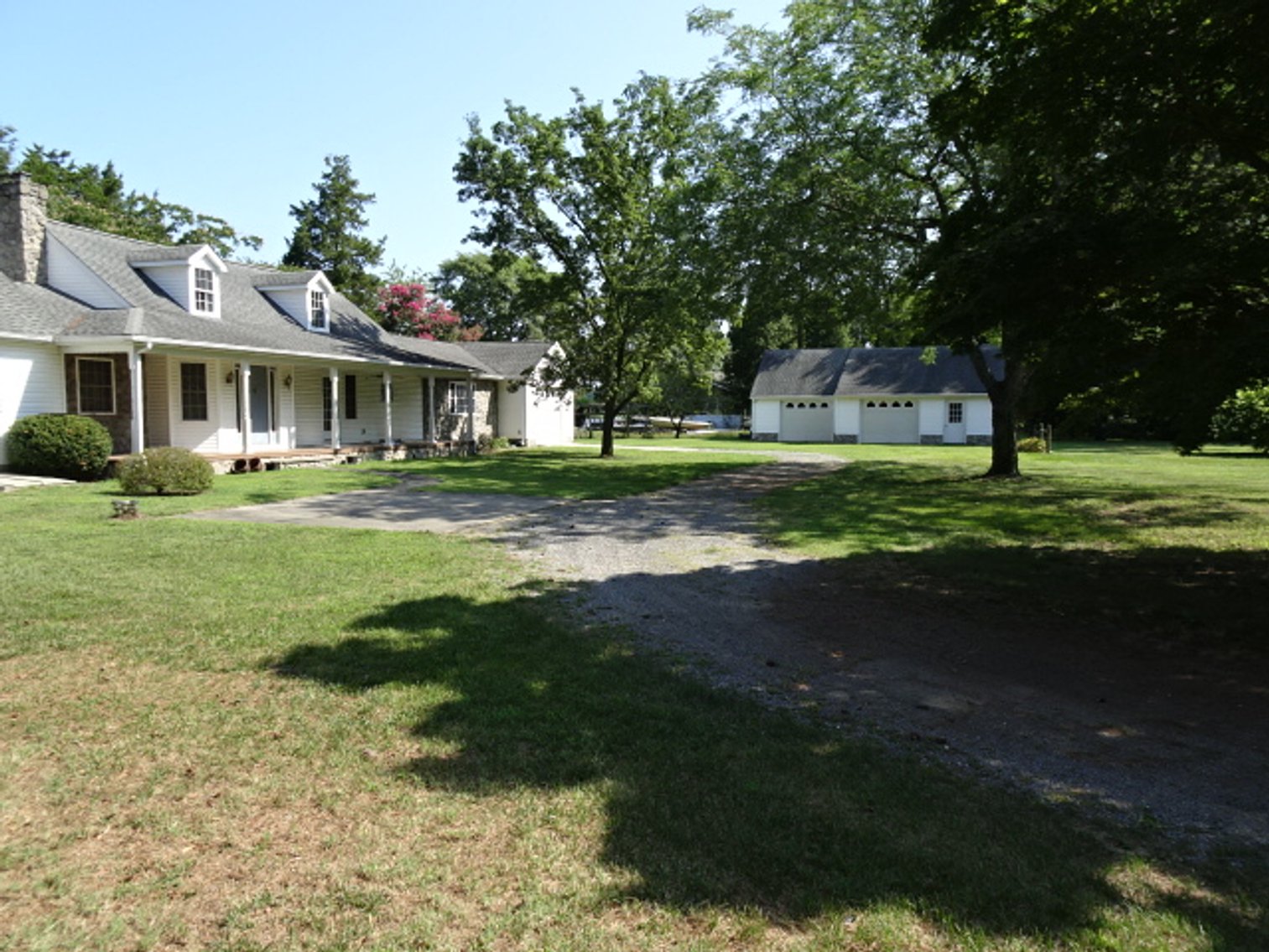 Image for Sep 14, 2024 Estate Auction -Waterfront Real Estate Public Auction