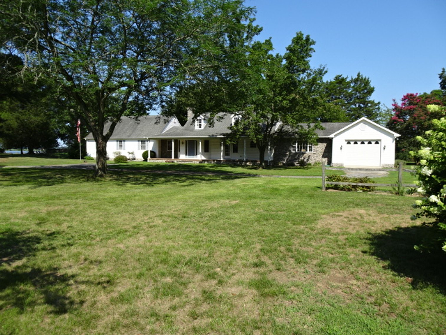 Image for Sep 14, 2024 Estate Auction -Waterfront Real Estate Public Auction