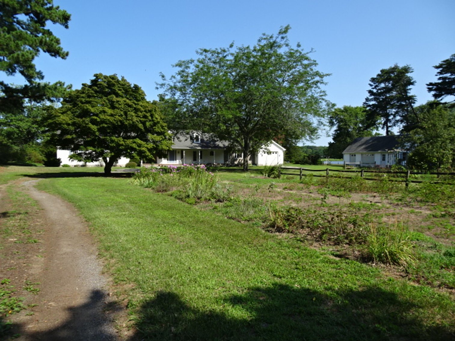 Image for Sep 14, 2024 Estate Auction -Waterfront Real Estate Public Auction