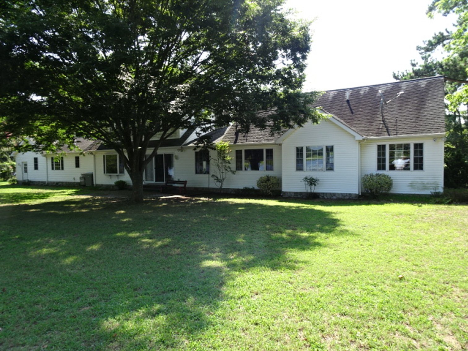 Image for Sep 14, 2024 Estate Auction -Waterfront Real Estate Public Auction