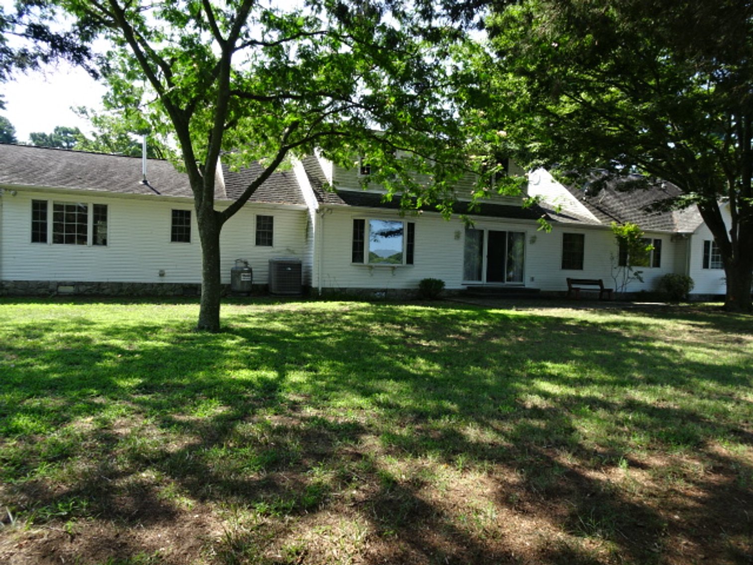 Image for Sep 14, 2024 Estate Auction -Waterfront Real Estate Public Auction