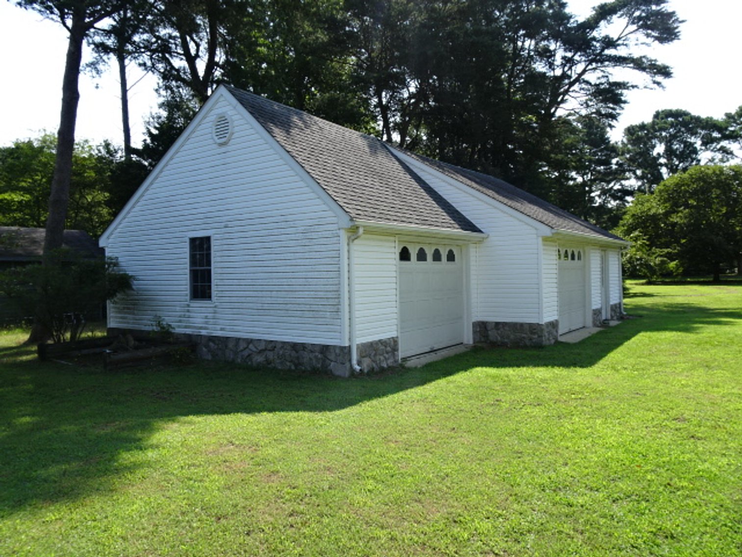 Image for Sep 14, 2024 Estate Auction -Waterfront Real Estate Public Auction