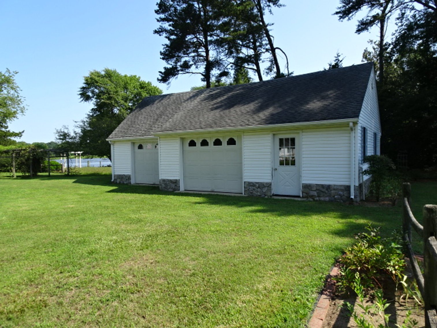 Image for Sep 14, 2024 Estate Auction -Waterfront Real Estate Public Auction