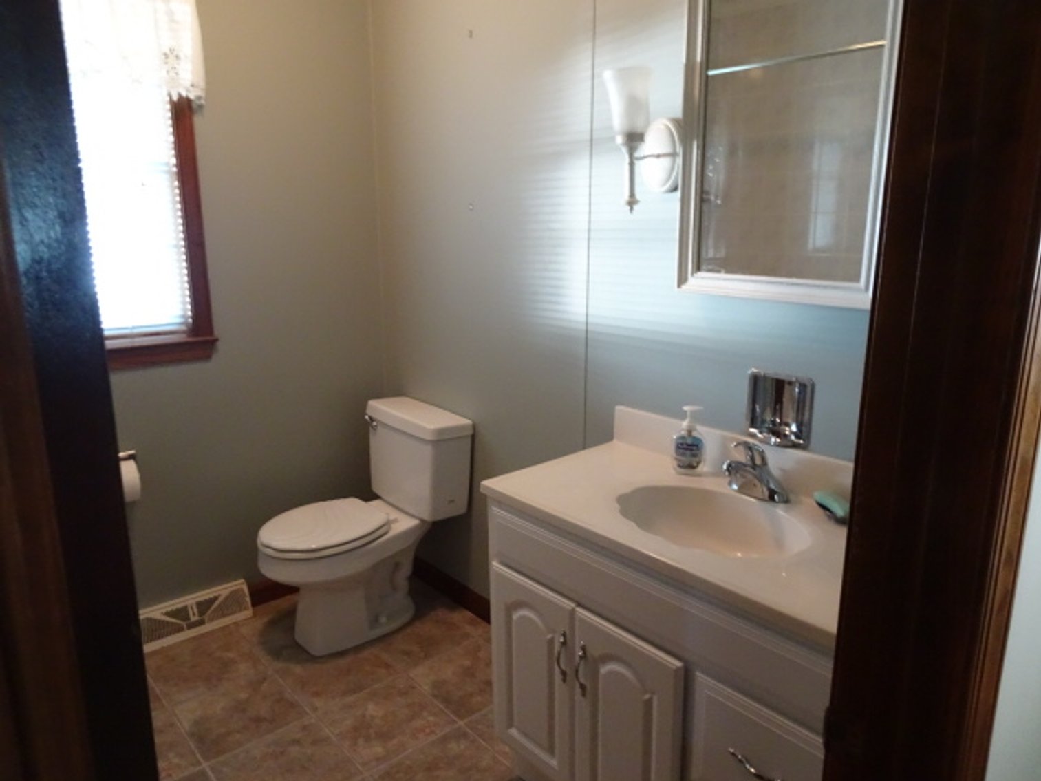 Image for Sep 14, 2024 Estate Auction -Waterfront Real Estate Public Auction