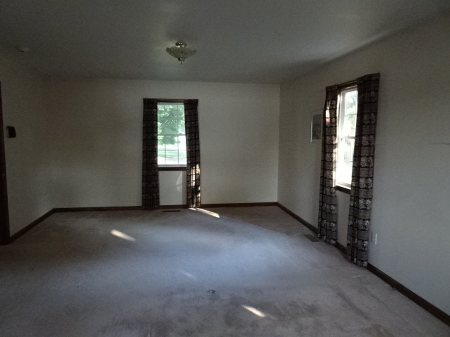 Image for Sep 14, 2024 Estate Auction -Waterfront Real Estate Public Auction