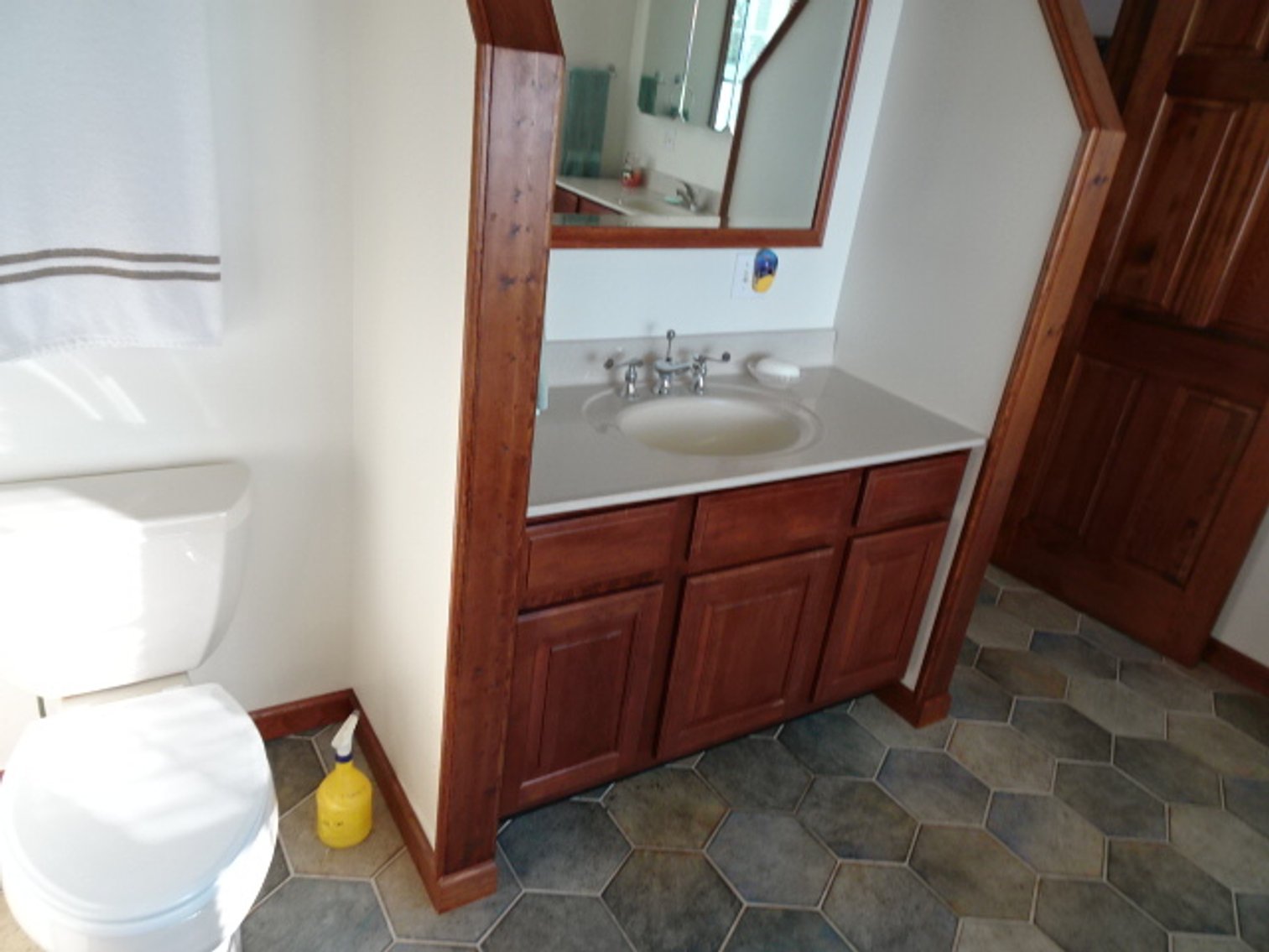 Image for Sep 14, 2024 Estate Auction -Waterfront Real Estate Public Auction