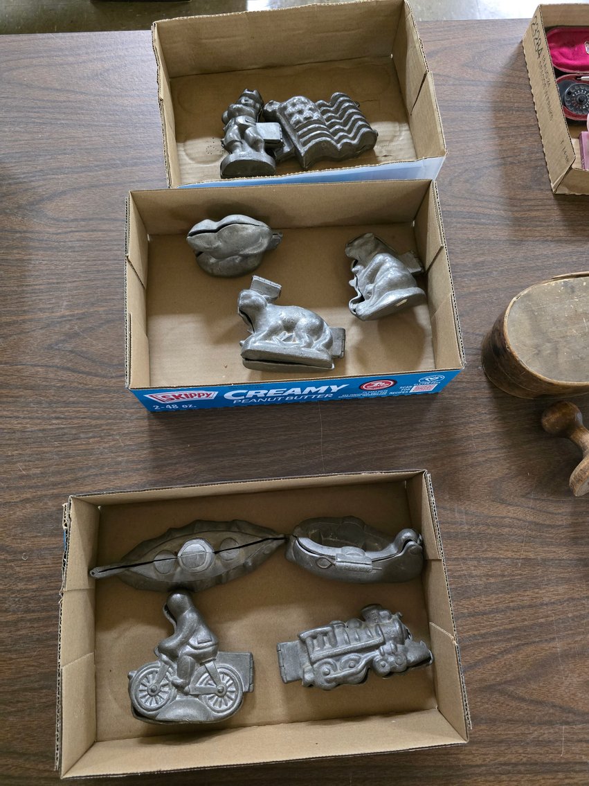 Image for Our May Auction is Loaded with Antiques!