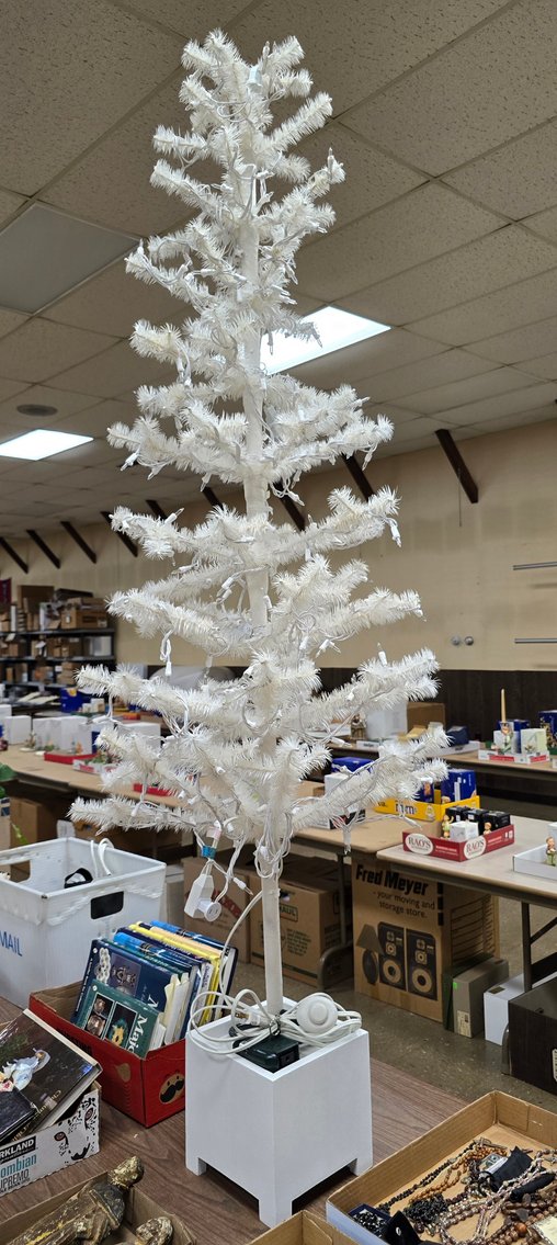 Image for The Estates of Dennis Bushman, Green Bay & Patricia Erdmann, Greenfield. August 7-12.