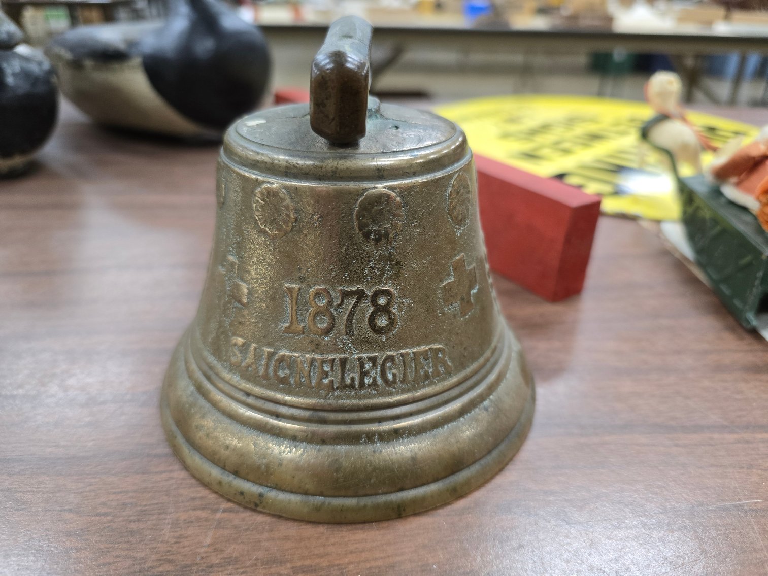 Image for December Online Antiques, Christmas, Radios, Coins & More!