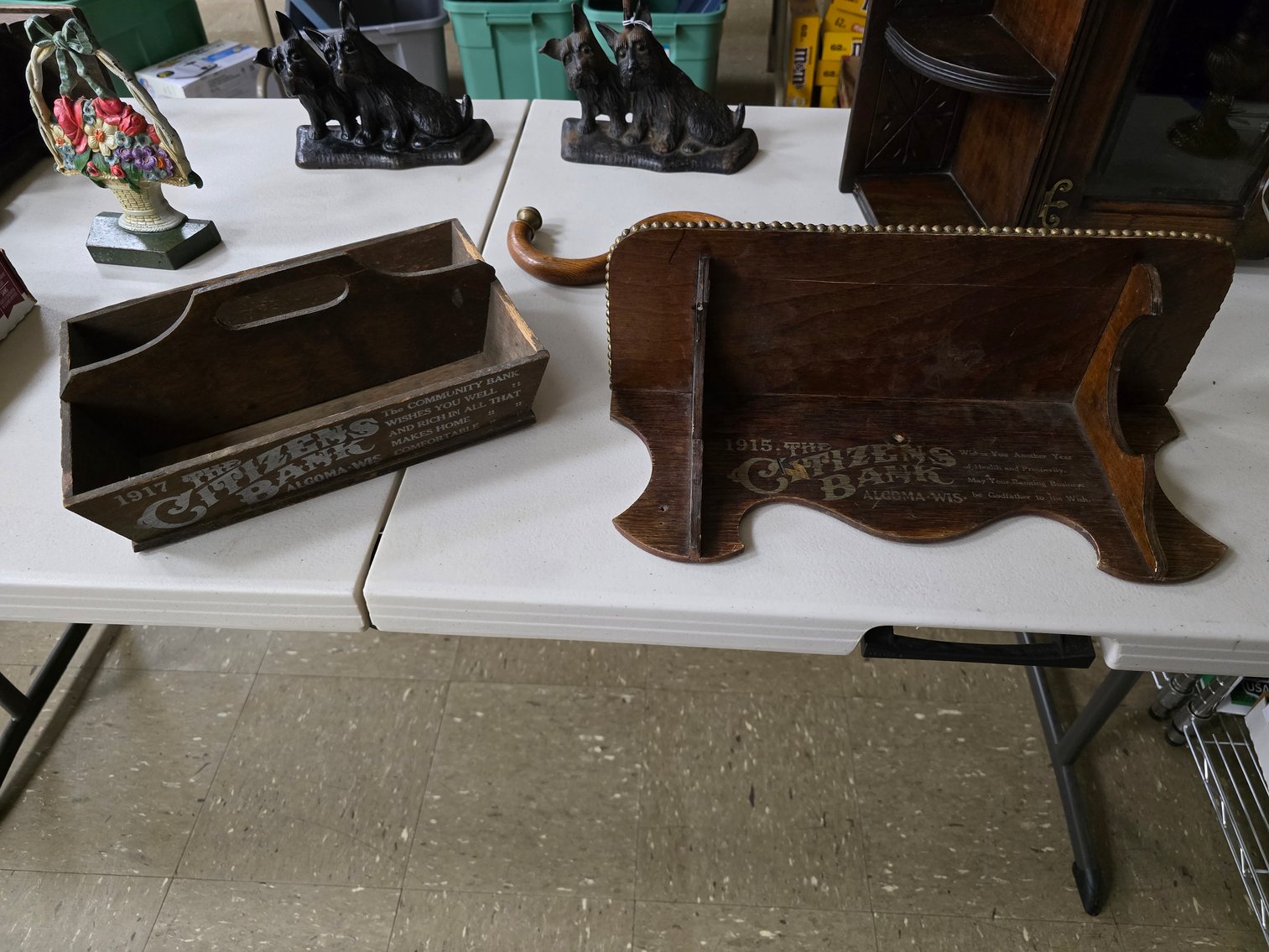 Image for December Online Antiques, Christmas, Radios, Coins & More!