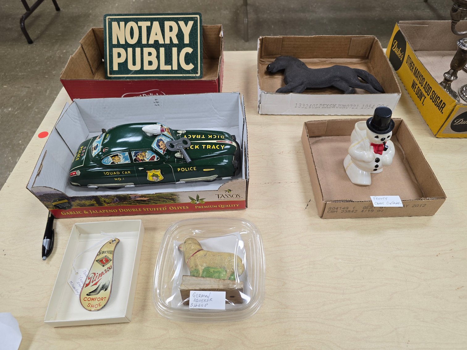 Image for December Online Antiques, Christmas, Radios, Coins & More!