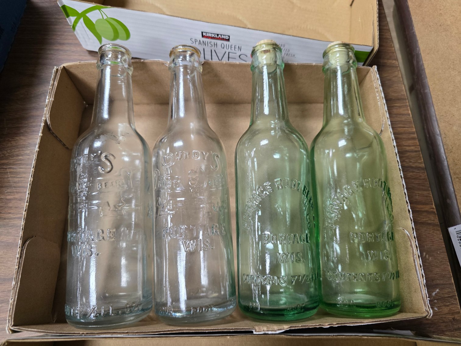 Image for December Online Antiques, Christmas, Radios, Coins & More!