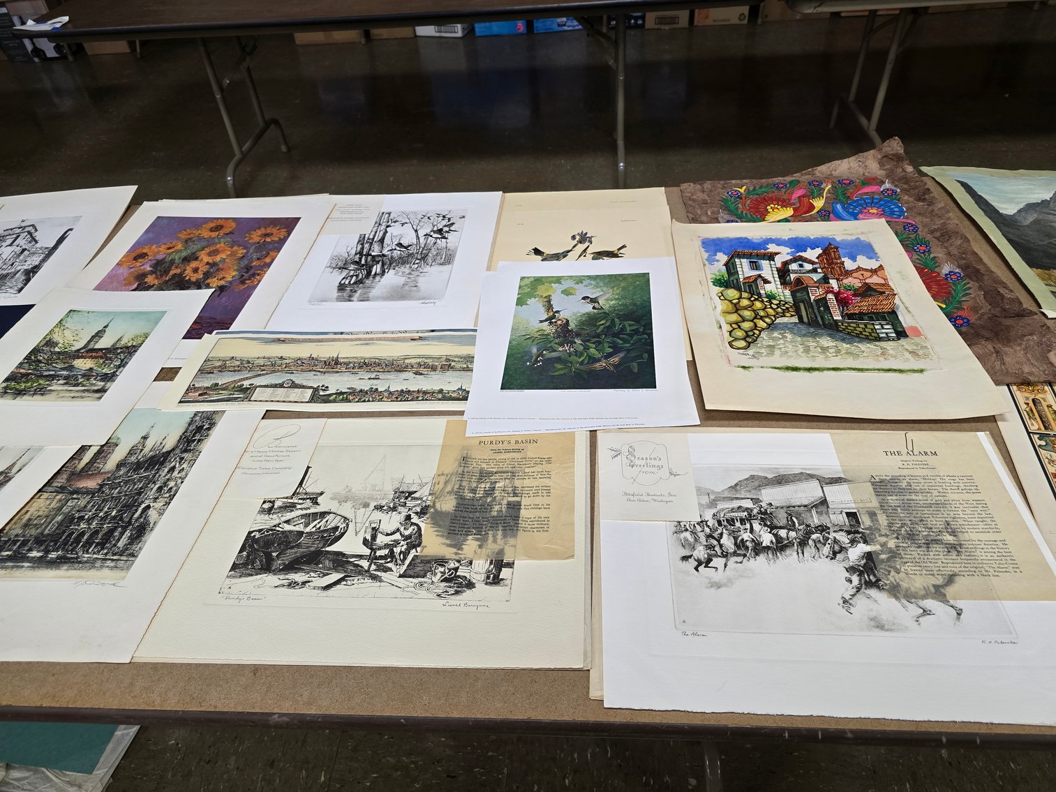 Image for December Online Antiques, Christmas, Radios, Coins & More!