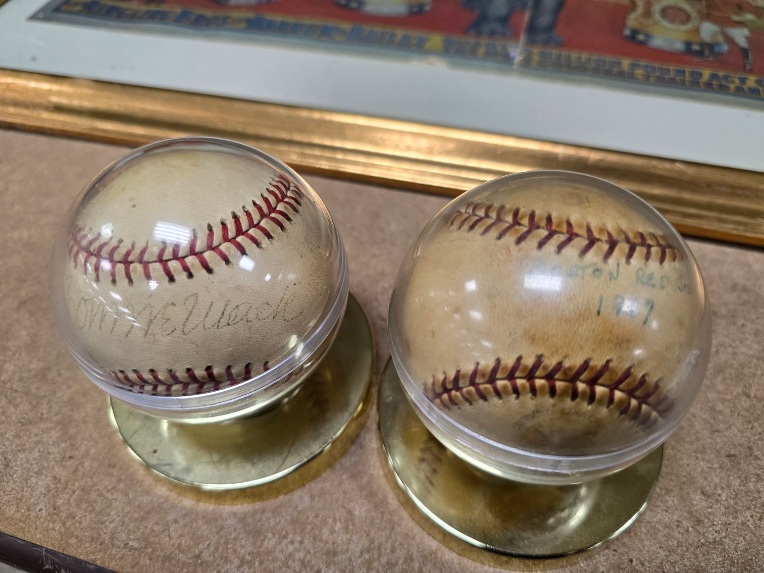 Image for December Online Antiques, Christmas, Radios, Coins & More!