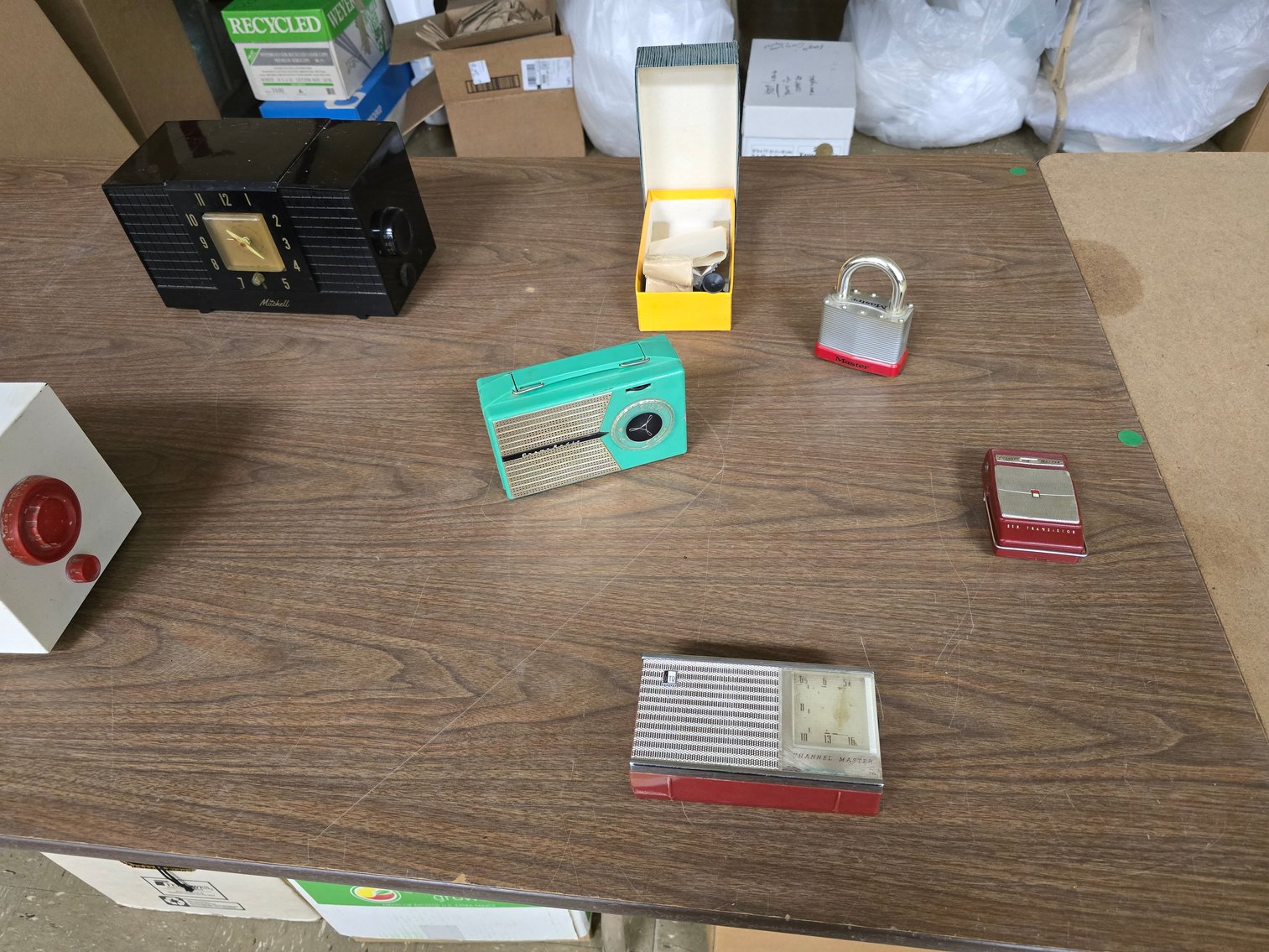 Image for December Online Antiques, Christmas, Radios, Coins & More!