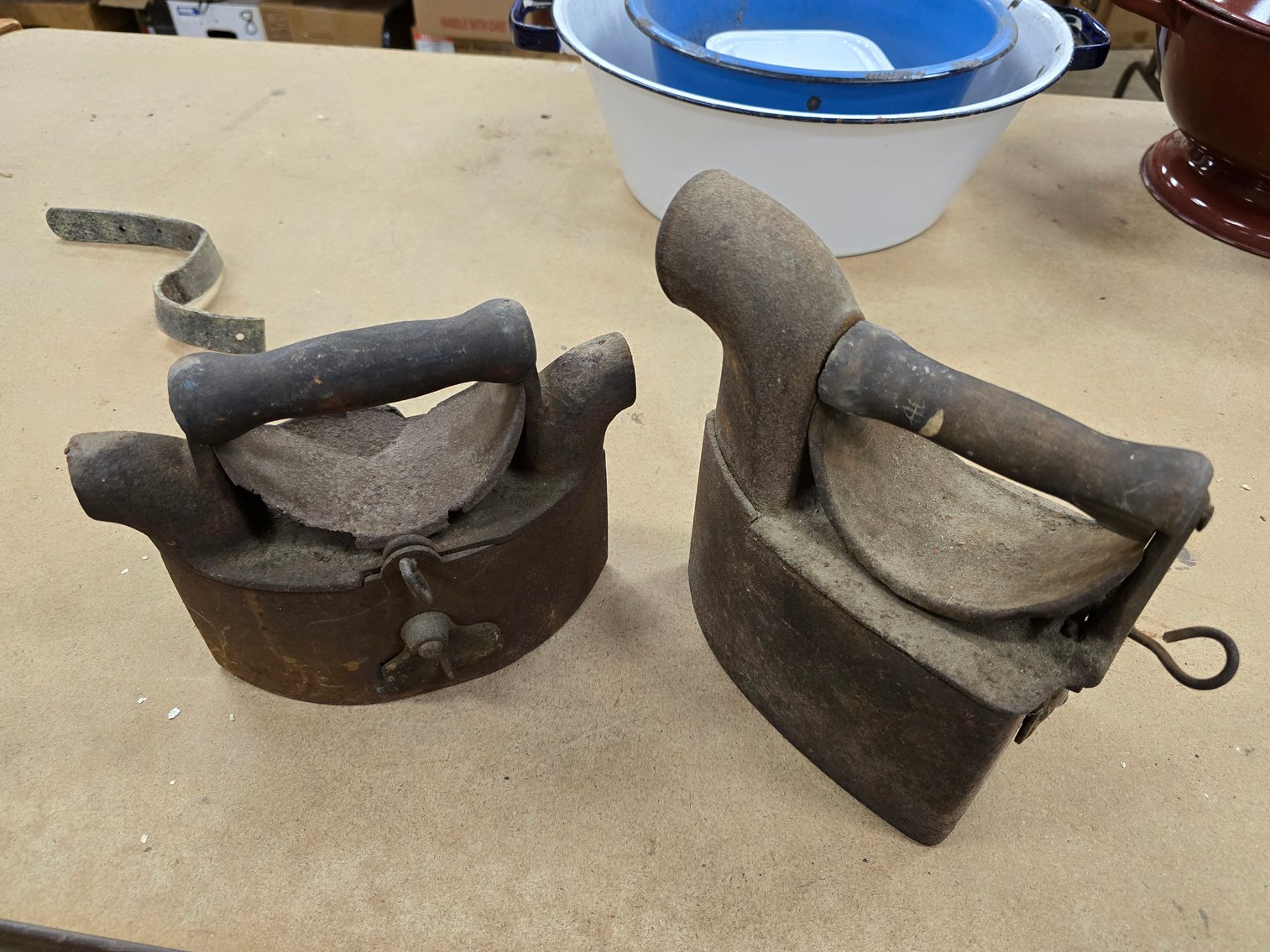 Image for April Online Auction for the John Peters Collection.