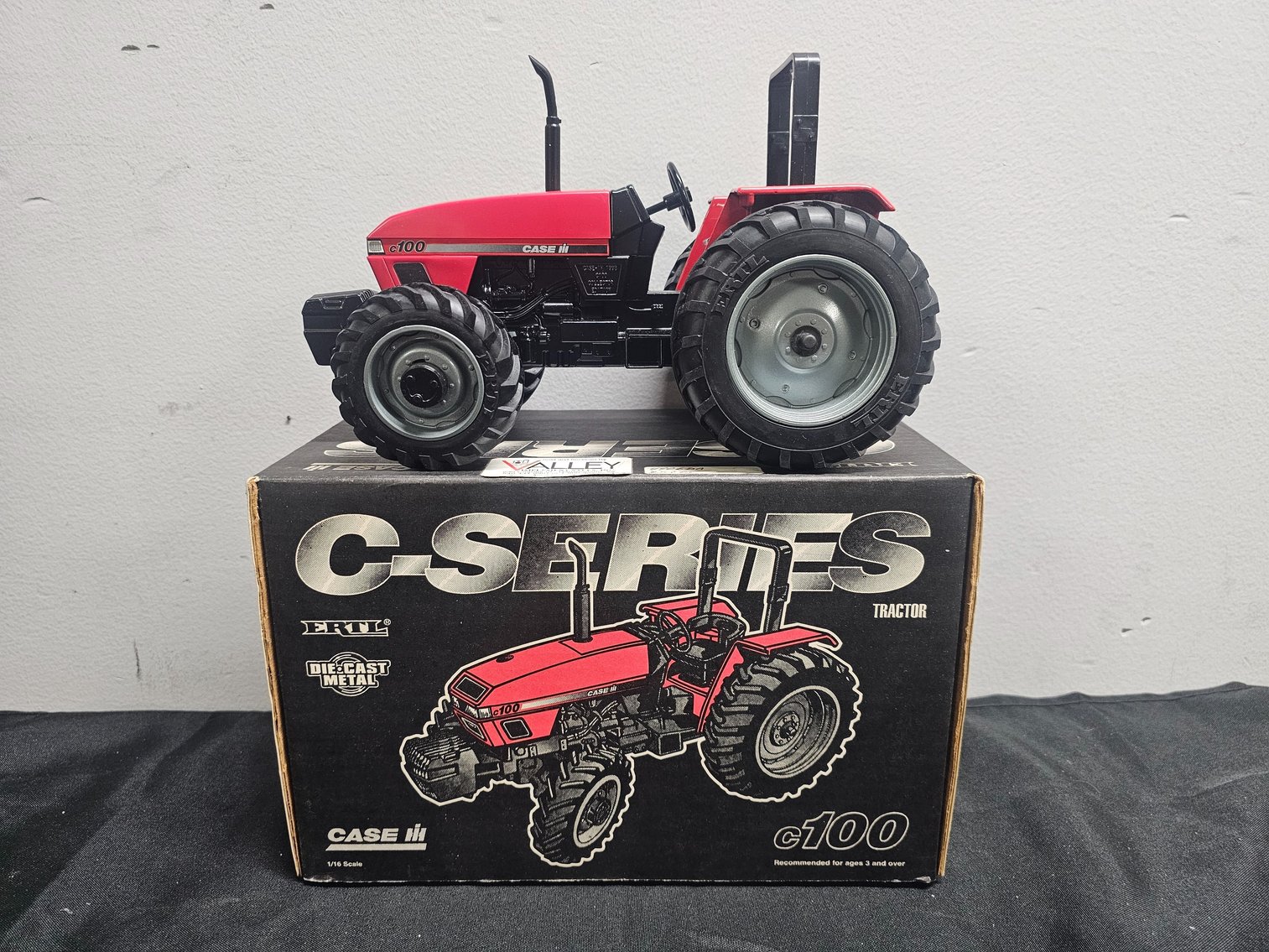 Image for Oct 17 Toy, Plate & Collectibles Online Auction