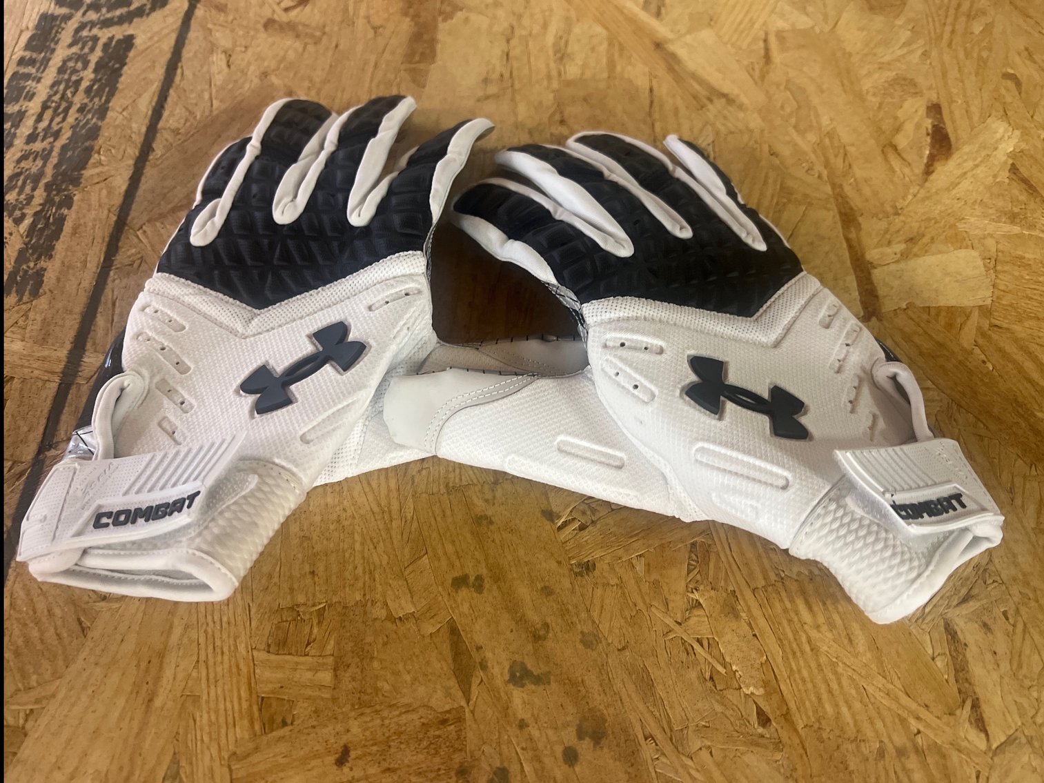 Image for Oct 28 Happy Fun Time Sporting, Footwear and More Online Auction!