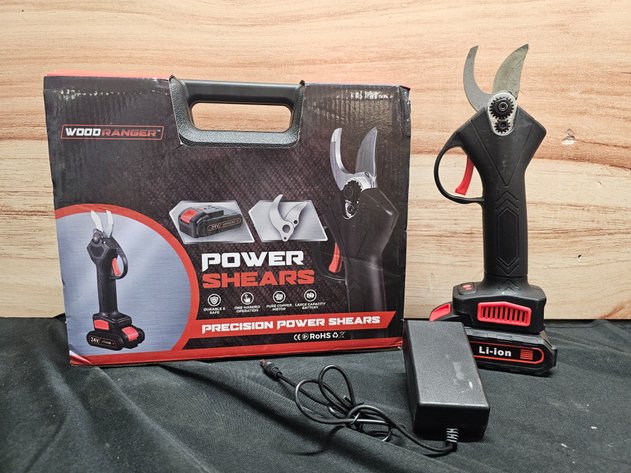 Image for July 17 Online Auction Awesomeness!