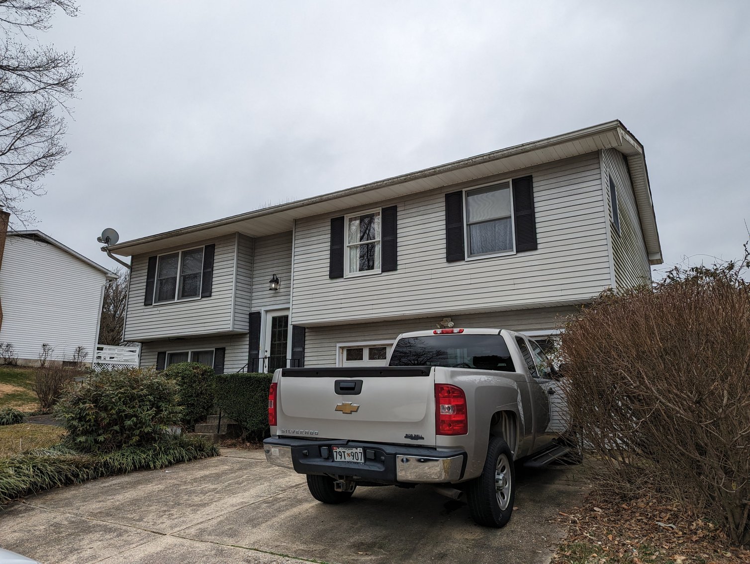 Image for SPACIOUS 3 BR, 2 BA HOME W/ ATT. GARAGE 0.28 +/-  AC