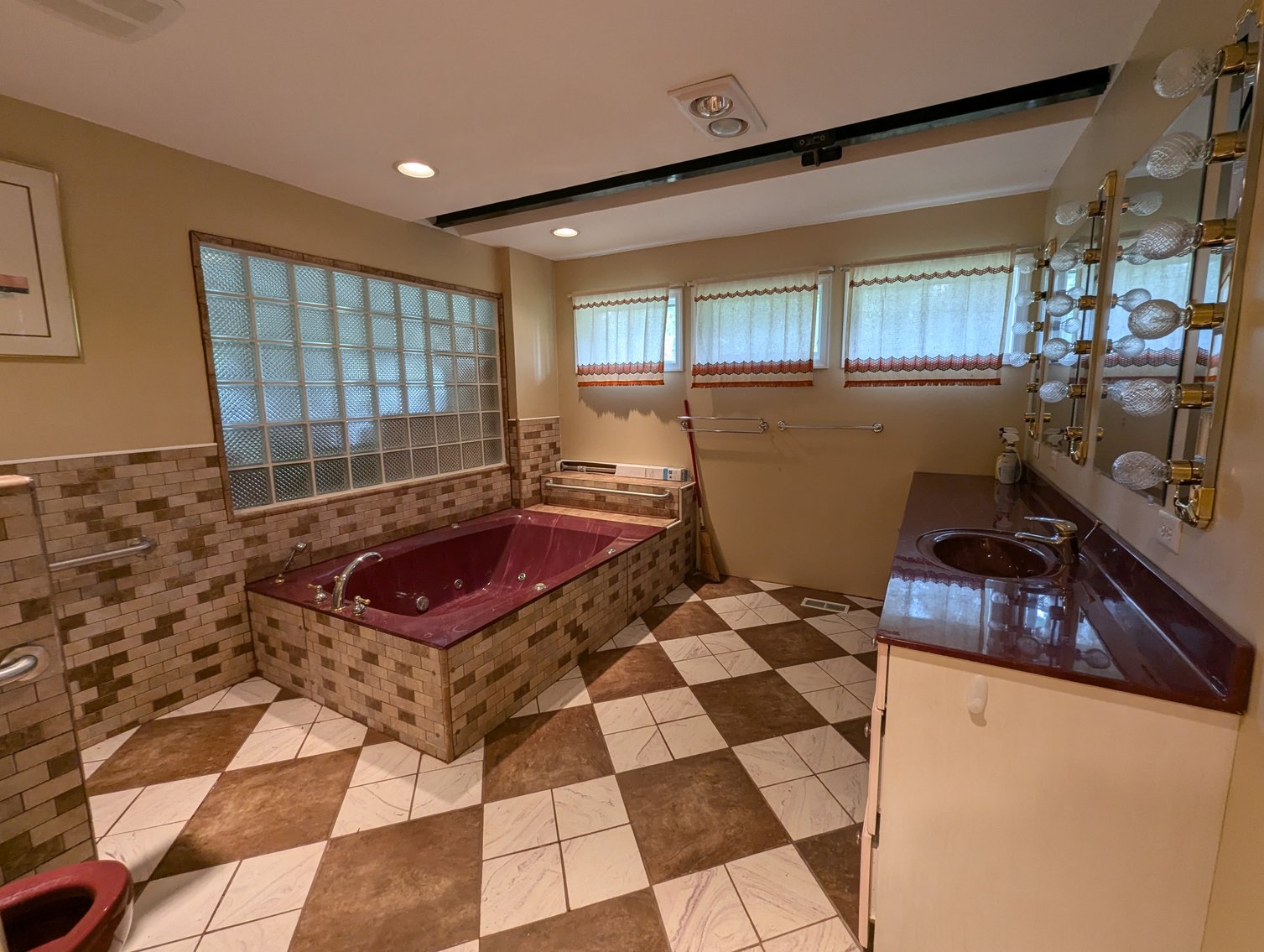 Image for 3 BR, 4 BATH CUSTOM HOME W/ 3-CAR GARAGE