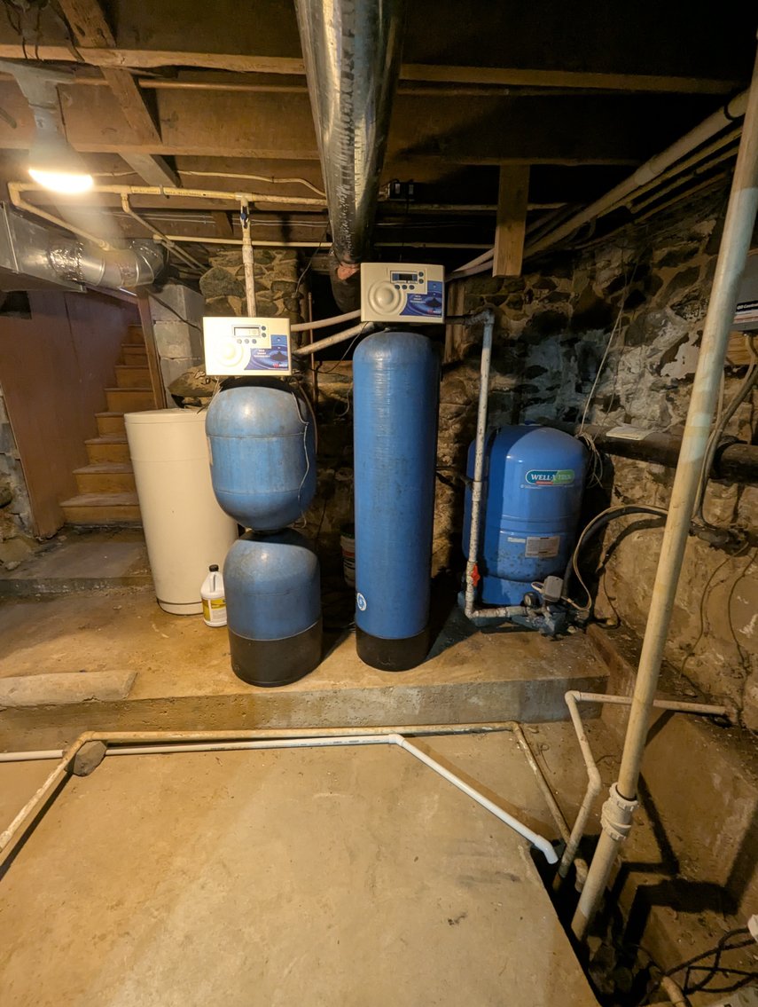 Image for 2-STORY OFFICE BLDG., 62'X40' BLOCK-FRAME SHOP, 40'X24' 3-BAY GARAGE FORMER BLEVINS HEATING & COOLING