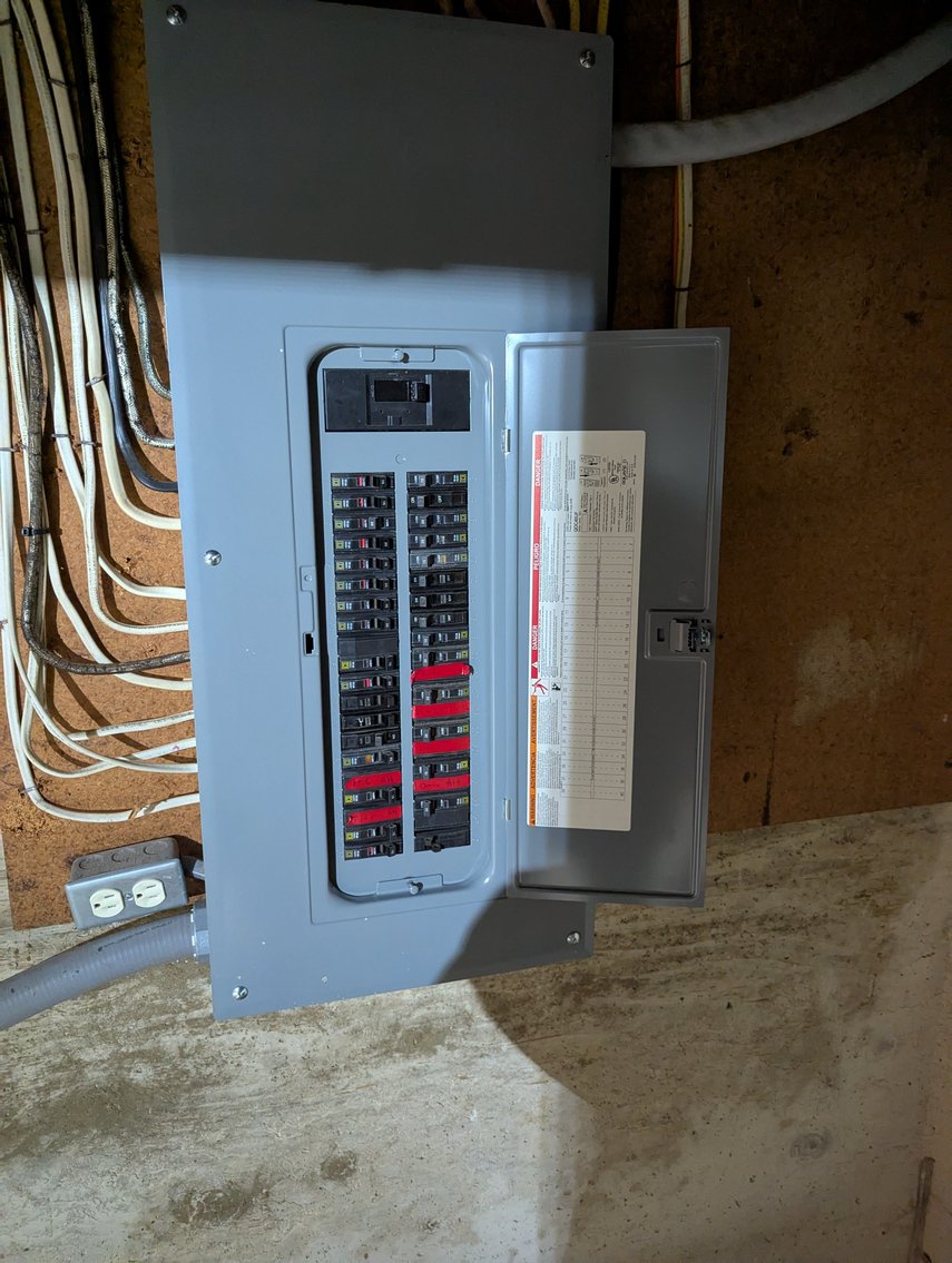 Image for 2-STORY OFFICE BLDG., 62'X40' BLOCK-FRAME SHOP, 40'X24' 3-BAY GARAGE FORMER BLEVINS HEATING & COOLING