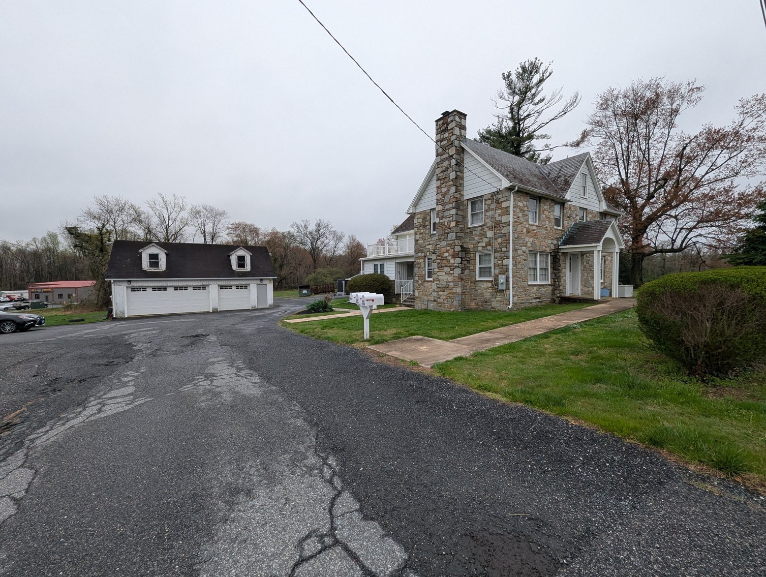 Image for 2-STORY OFFICE BLDG., 62'X40' BLOCK-FRAME SHOP, 40'X24' 3-BAY GARAGE FORMER BLEVINS HEATING & COOLING