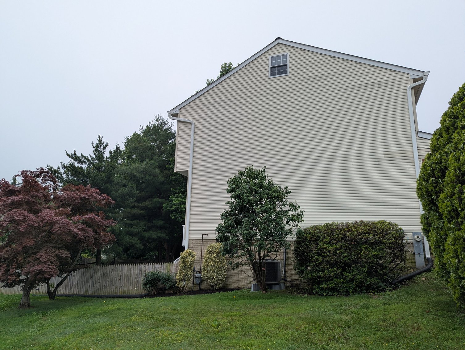 Image for CLEAN 2-STORY COLONIAL W/ ATT. 1-CAR GARAGE 3 BR, 2.5 BATH/ 0.22 +/- AC/ CORNER LOCATION
