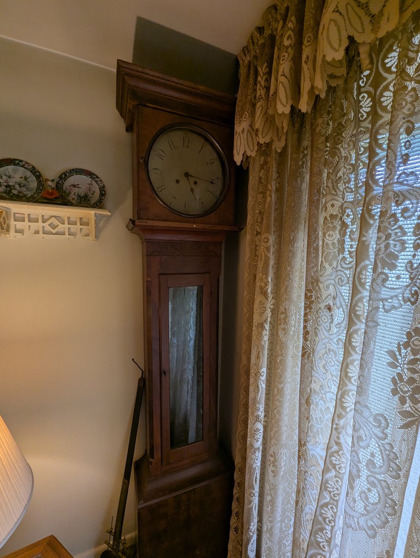 Image for 4 BR, 2.5 BATH BRICK RANCHER/ 2004 MERCURY GRAND MARQUIS, COLLECTIBLES, FURNITURE, HOUSEHOLD ITEMS, & GLASSWARE TBS SM/LG LOTS