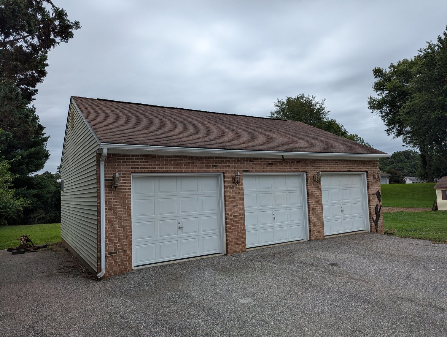 Image for 4 BR, 2.5 BATH HOME W/ ATT. 2-CAR GARAGE/ DET. 3-BAY GARAGE W/ ELECTRIC & HVAC, 20' X 12' SHED/ 1.10 +/- AC LOT/ 91' CHEVY CORVETTE, TOOLS, FURNITURE, GLASSWARE, & MORE!