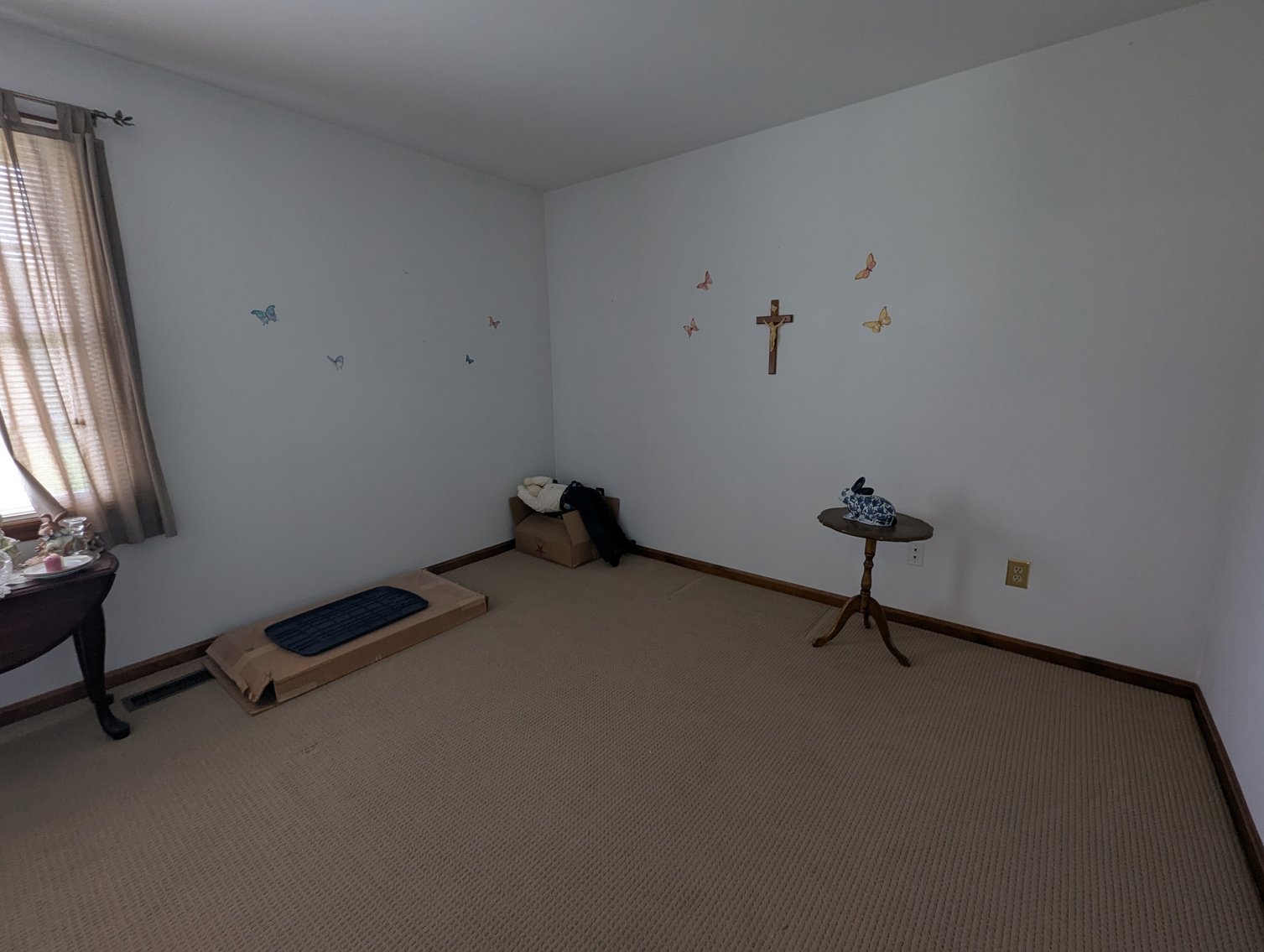 Image for 4 BR, 2.5 BATH HOME W/ ATT. 2-CAR GARAGE/ DET. 3-BAY GARAGE W/ ELECTRIC & HVAC, 20' X 12' SHED/ 1.10 +/- AC LOT/ 91' CHEVY CORVETTE, TOOLS, FURNITURE, GLASSWARE, & MORE!