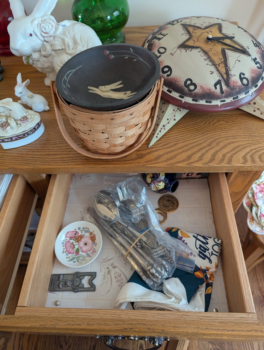 Image for 4 BR, 2.5 BATH HOME W/ ATT. 2-CAR GARAGE/ DET. 3-BAY GARAGE W/ ELECTRIC & HVAC, 20' X 12' SHED/ 1.10 +/- AC LOT/ 91' CHEVY CORVETTE, TOOLS, FURNITURE, GLASSWARE, & MORE!