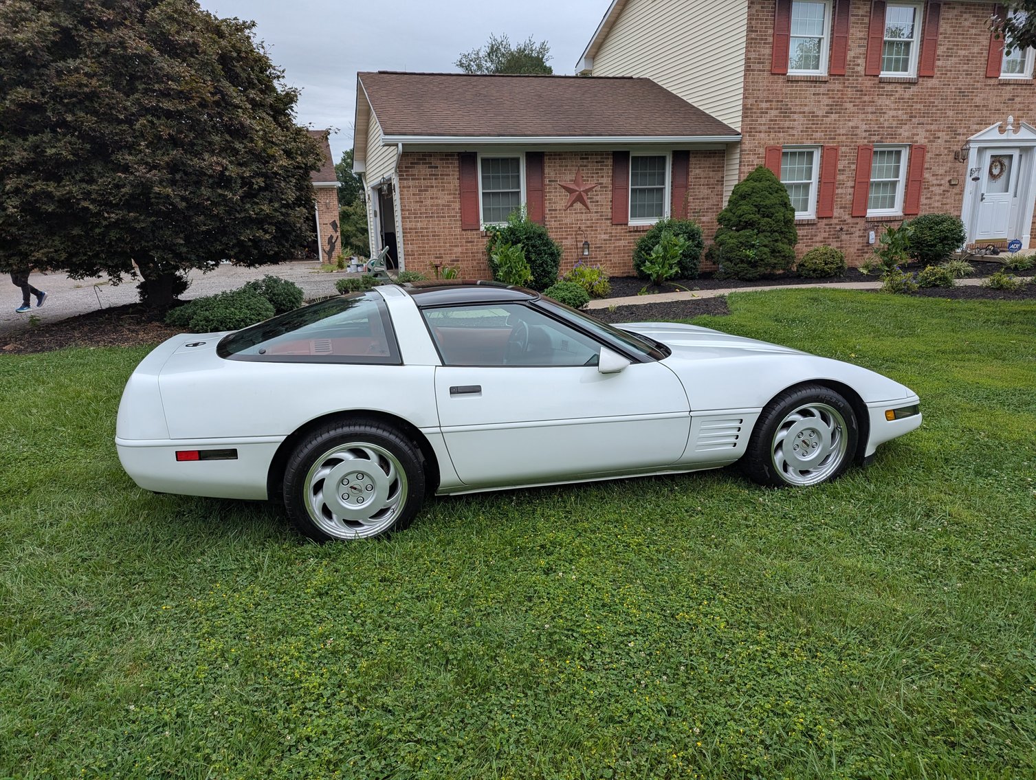 Image for 4 BR, 2.5 BATH HOME W/ ATT. 2-CAR GARAGE/ DET. 3-BAY GARAGE W/ ELECTRIC & HVAC, 20' X 12' SHED/ 1.10 +/- AC LOT/ 91' CHEVY CORVETTE, TOOLS, FURNITURE, GLASSWARE, & MORE!