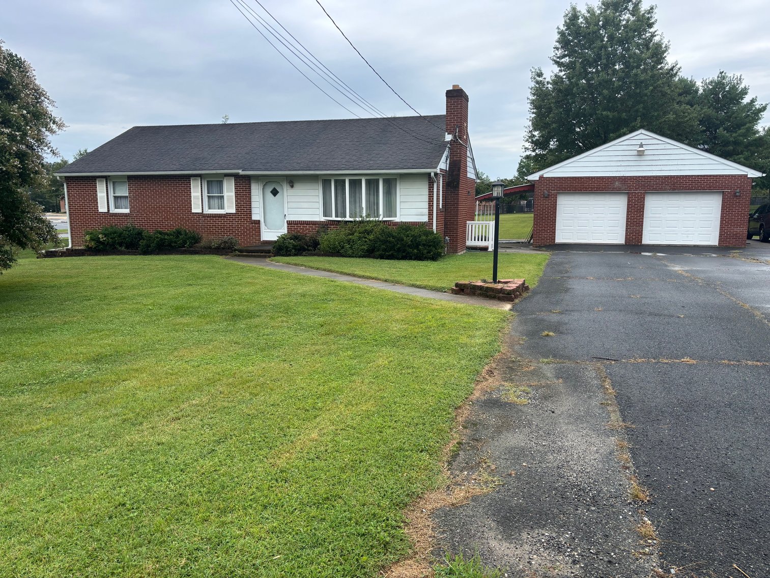 Image for 3 BR, 1 FULL BA, 2 HALF BATH RANCHER W/ DET. 2-CAR GARAGE W/ LEAN TO ON .76 +/- AC / PERSONAL PROPERTY TBS IN ONE LOT