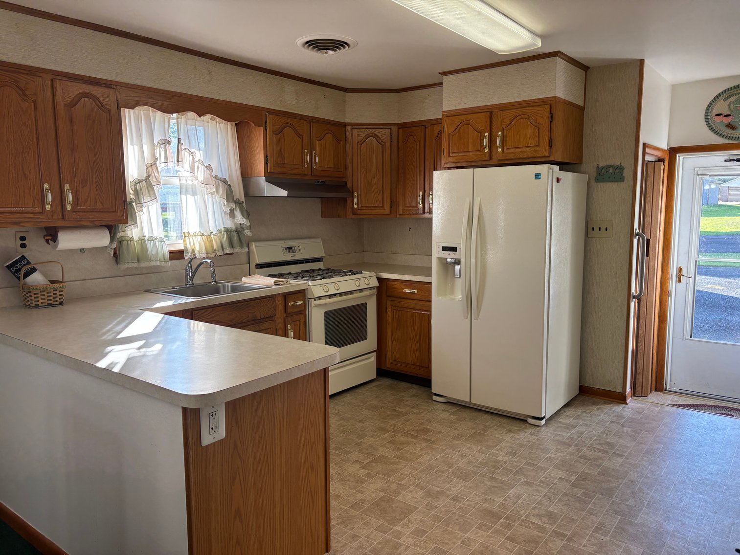 Image for 3 BR, 1 FULL BA, 2 HALF BATH RANCHER W/ DET. 2-CAR GARAGE W/ LEAN TO ON .76 +/- AC / PERSONAL PROPERTY TBS IN ONE LOT