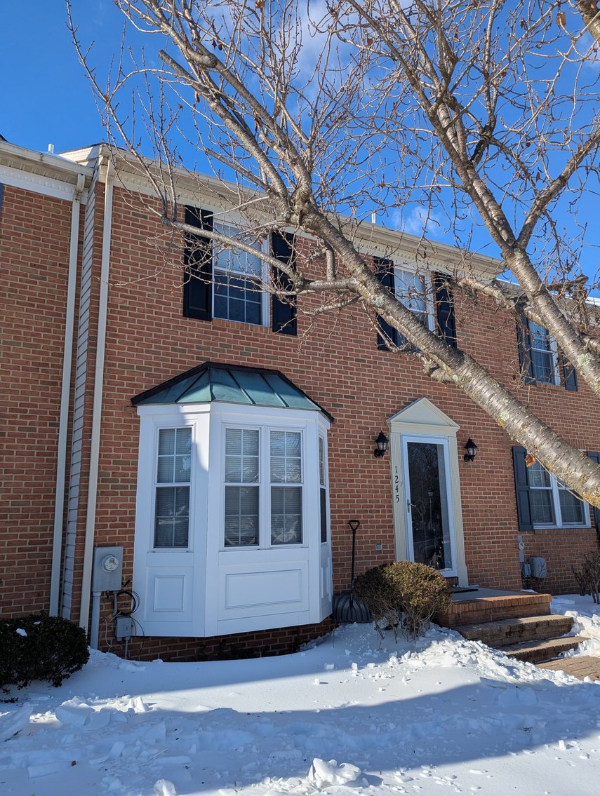 Image for VERY CLEAN BRICK FRONT TOWNHOME