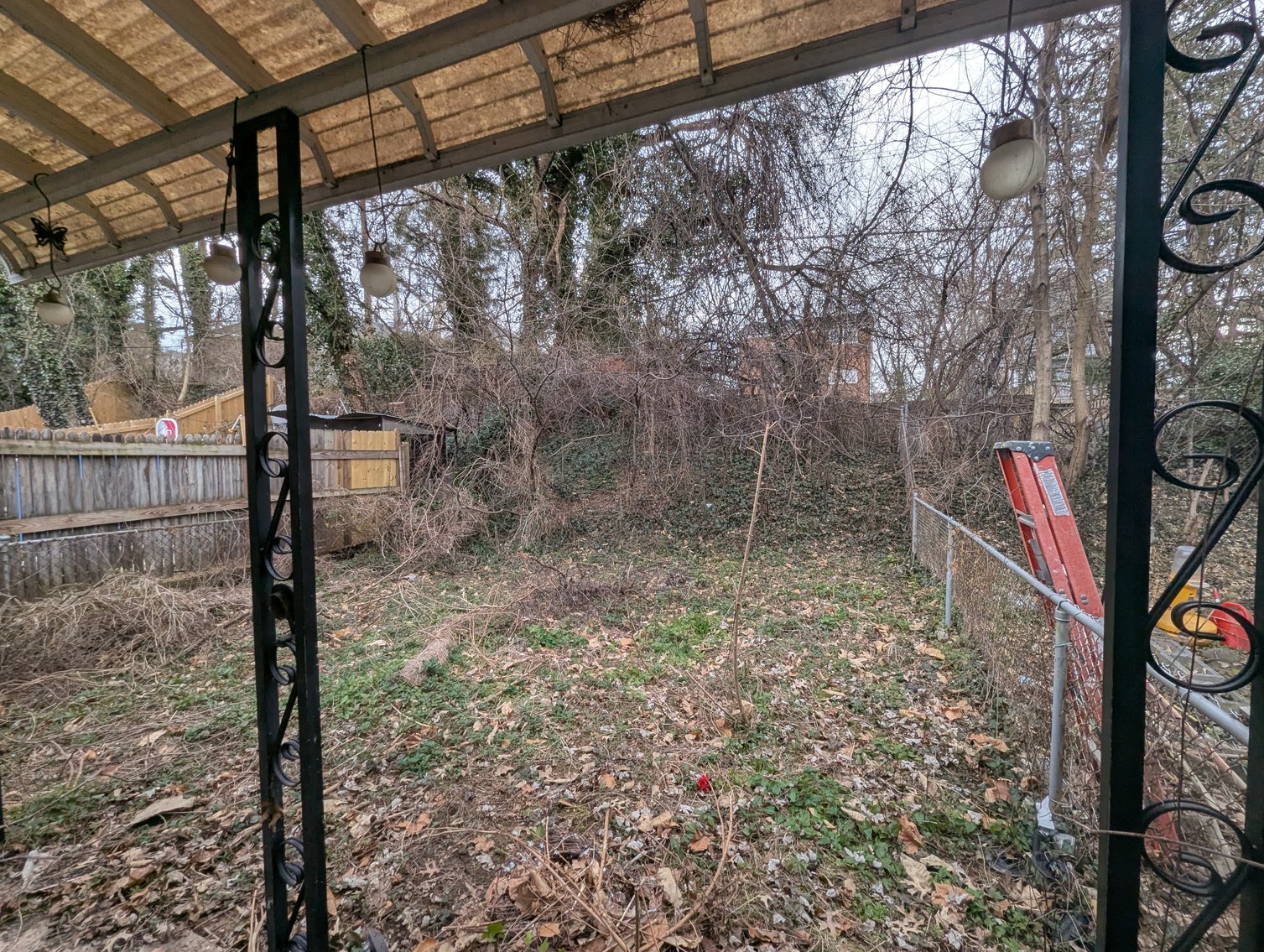 Image for ATTN. INVESTORS, CONTRACTORS, & RENOVATORS! BRICK DUPLEX W/ COVERED FRONT PORCH