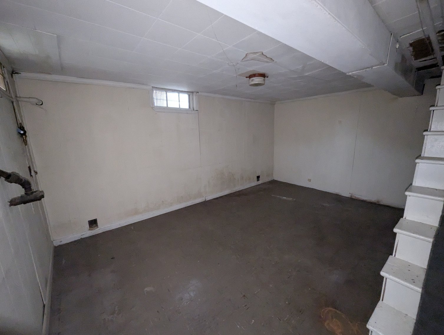 Image for ATTN. INVESTORS, CONTRACTORS, & RENOVATORS! BRICK DUPLEX W/ COVERED FRONT PORCH