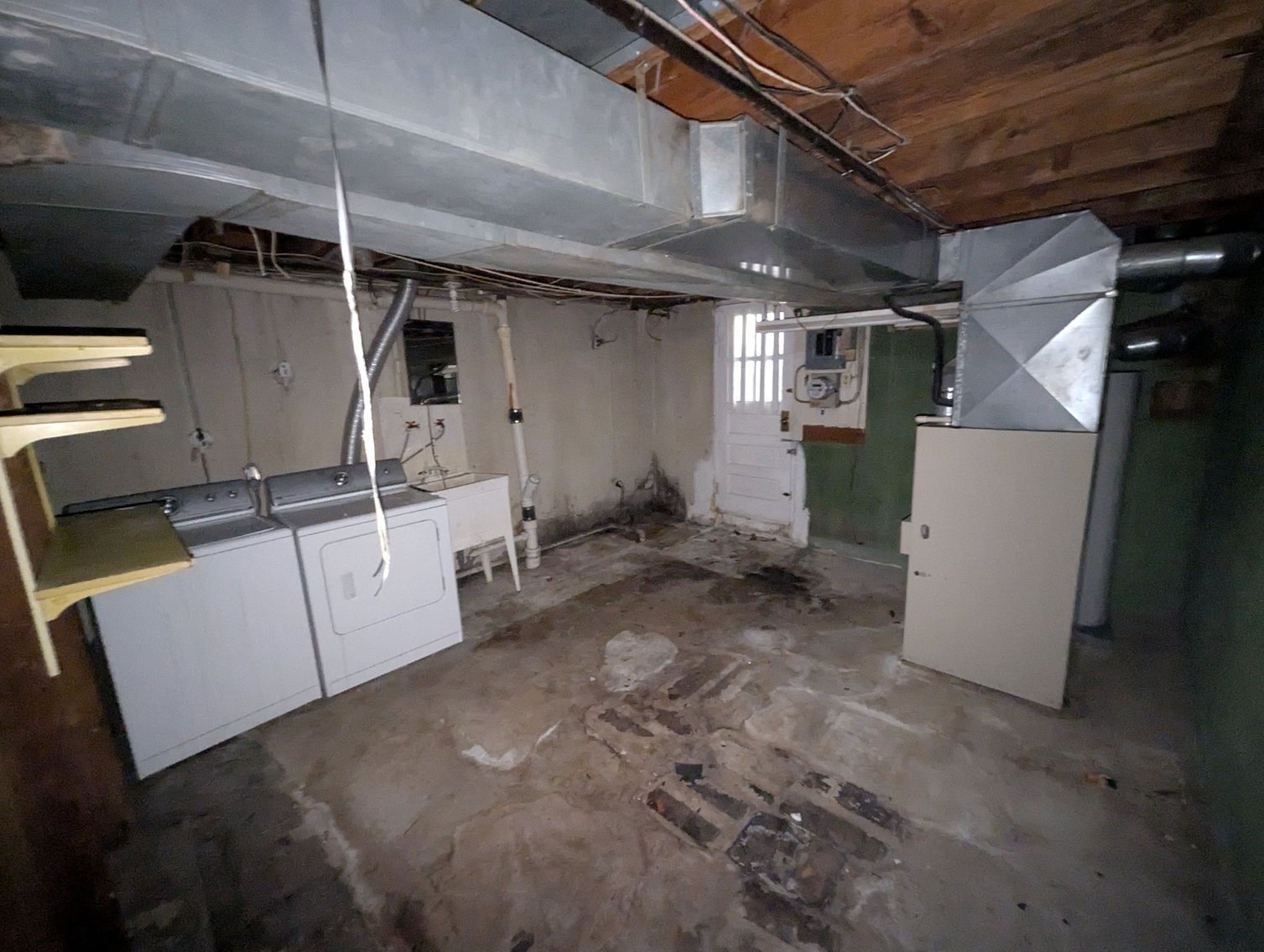 Image for ATTN. INVESTORS, CONTRACTORS, & RENOVATORS! BRICK DUPLEX W/ COVERED FRONT PORCH